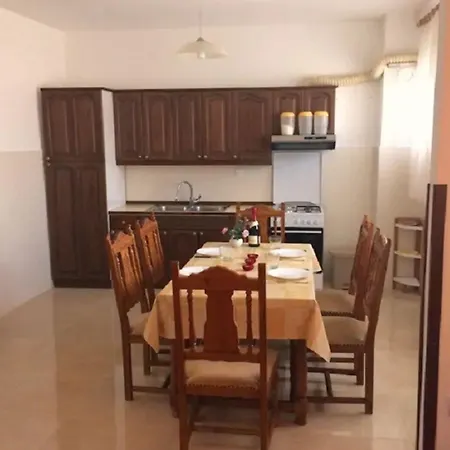 Konukevi And Ognjen - Family With Free Parking