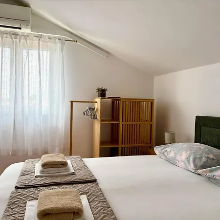 Ognjen Betina (Sibenik-Knin)